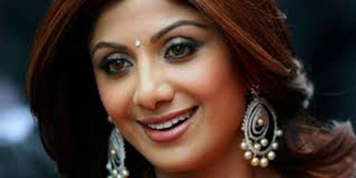 Shilpa Shetty Kundra enter new business with Viaan Mobiles